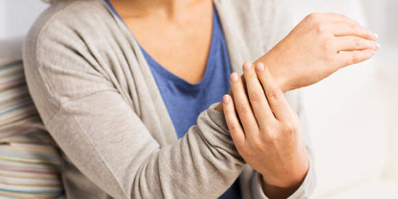 Često trnjenje ruku upozorava na dvije opasne bolesti!