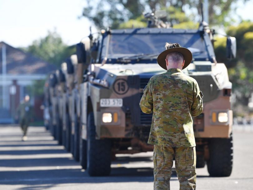 Sydney: Vojska na ulicama sprovodi novo zaključavanje ljudi – Država od 26 miliona stanovnika broji 921 sumnjivi smrtni slučaj od početka prehlade ali sad žive u TIRANIJI