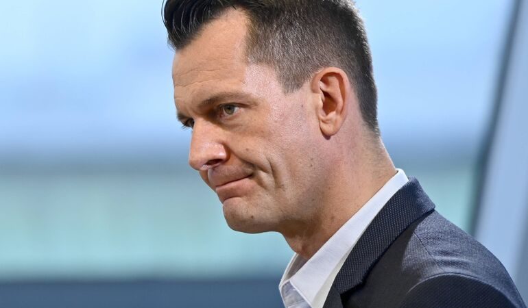 POBJEGAO NA VRIJEME? Austrijski ministar zdravlja je dao ostavku – zbog prijetnji!