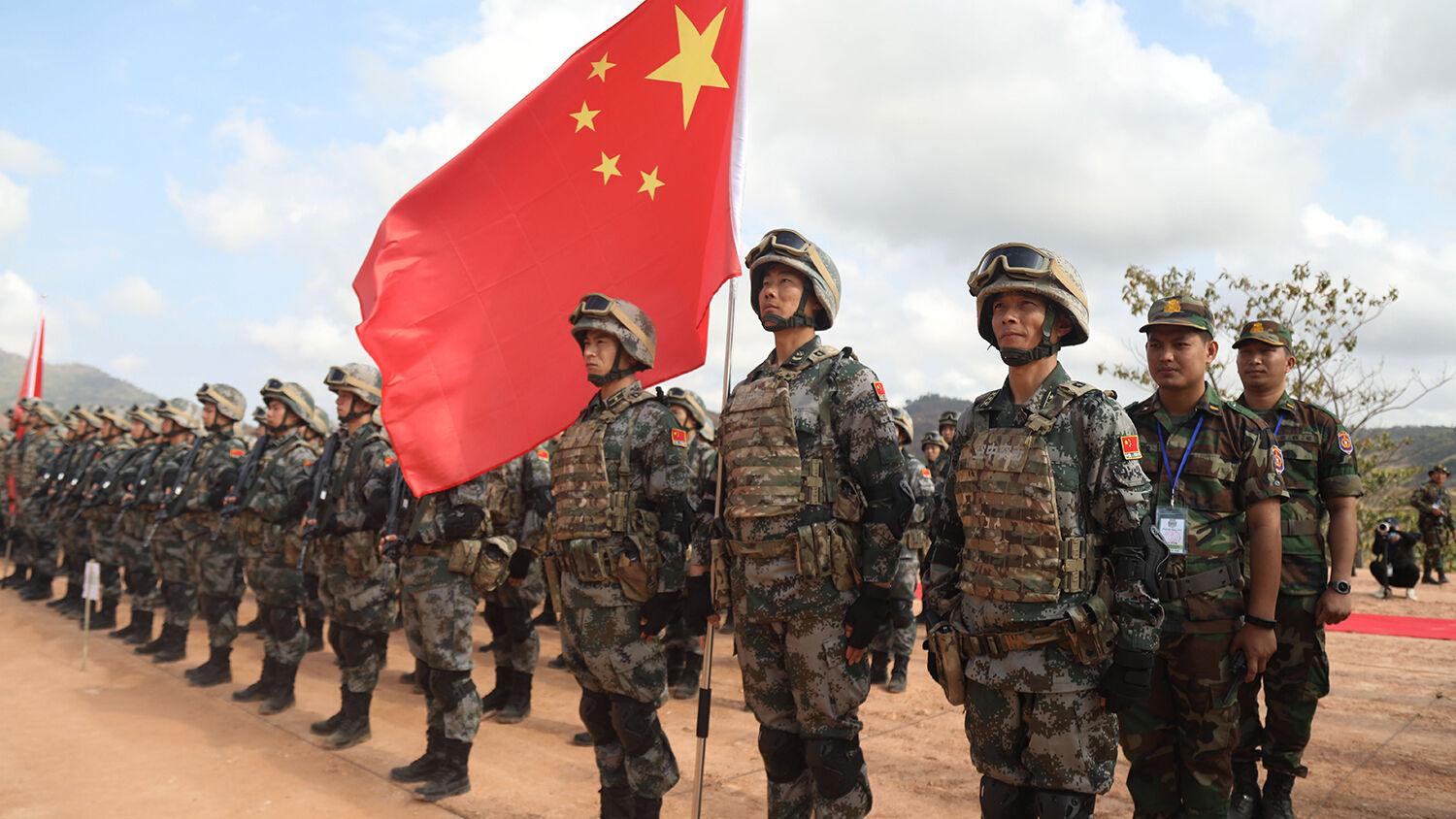 Kina počinje da gomila vojsku oko Tajvana a Amerikancima su poručili: Oni koji se igraju vatrom će izgorjeti!