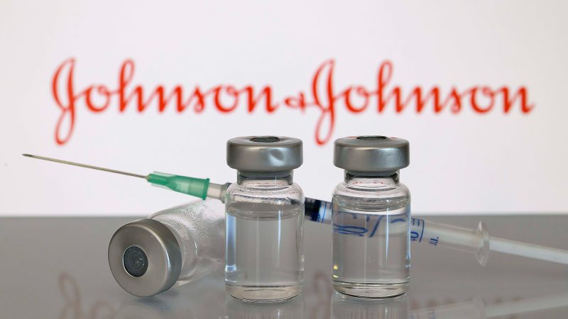 Američki FDA : Vakcina Džonson i Džonson izaziva krvne ugruške opasne po život